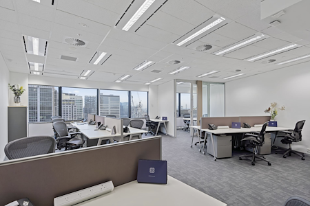 The Executive Centre - Salesforce Tower - 7 Person Office w/ Harbour Views