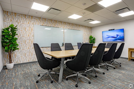 Office Evolution West Palm Beach - Gulfstream Meeting Room