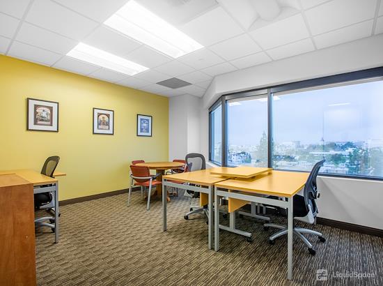 Working at Regus || 155 North Lake Avenue at Pasadena