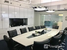 Momentum Business Center