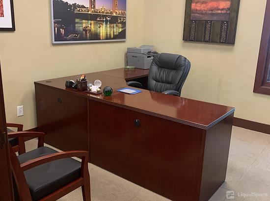 Working at Diamond Creek Business Center at Roseville