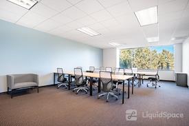 Regus | Pleasanton - Corporate Commons