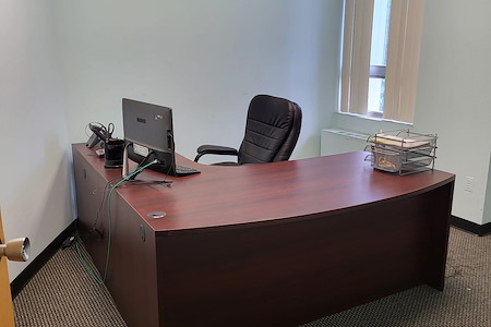 MiraBurst Private Office - MiraBurst Office for Rent