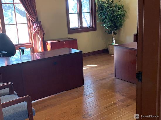 Working at Diamond Creek Business Center at Roseville