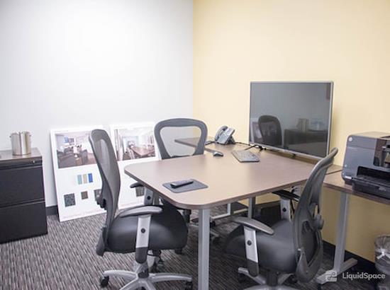 Working at Regus | Franklin Square at Washington