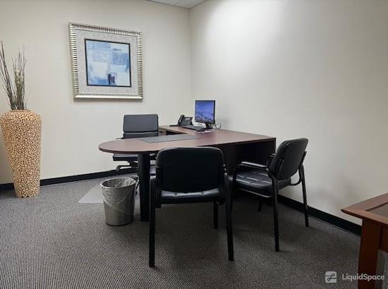 Working at ExecuSuites Southwest  LLC at Orlando