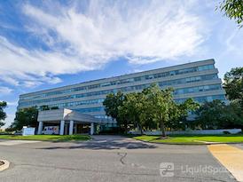 Regus | International Plaza