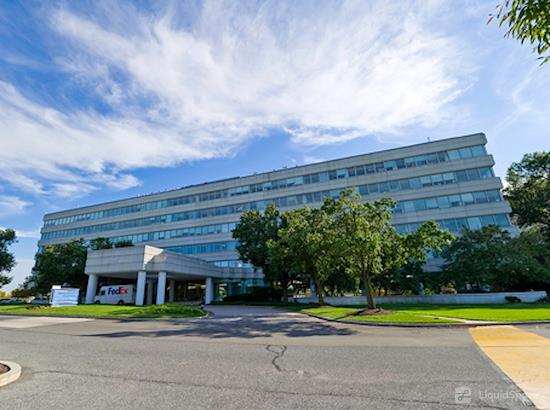 Working at Regus | International Plaza at Philadelphia
