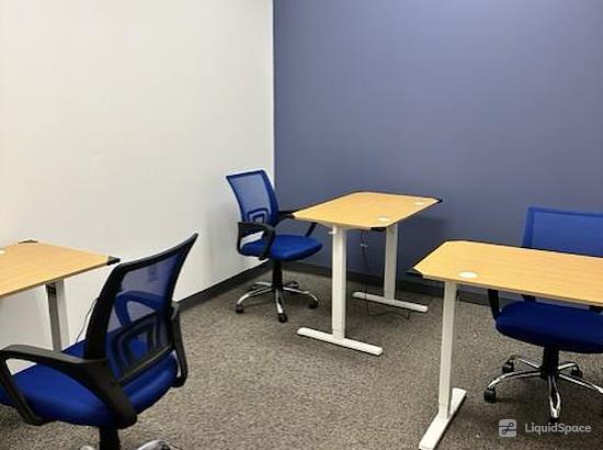 Working at Office Evolution - Roselle at Roselle