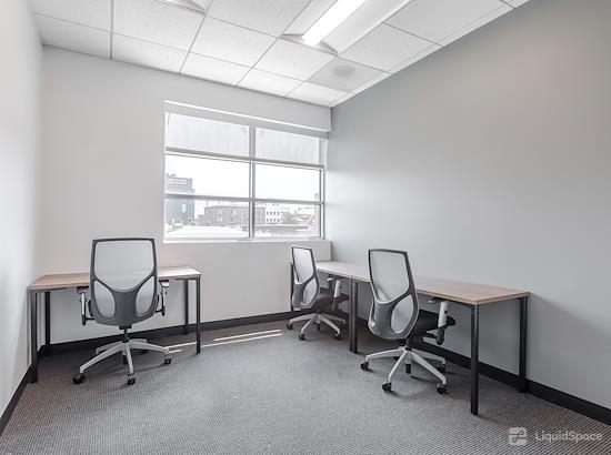 Working at Regus || Downtown Glendale at Glendale