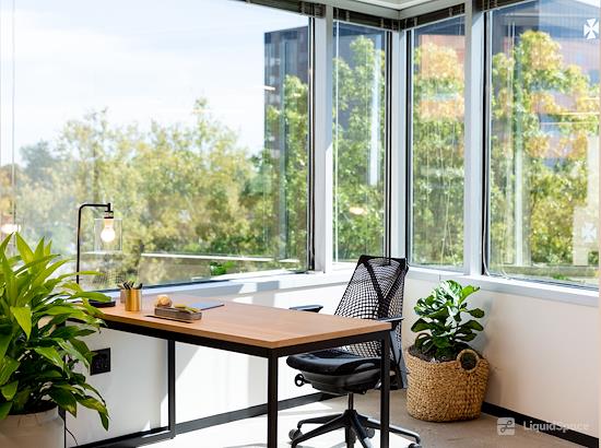 Working at Industrious - Irvine at Irvine