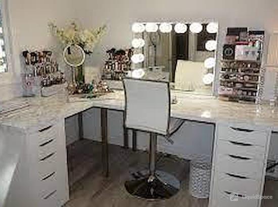 Working at Perfect Office Solutions - Riverdale 6811 at East Riverdale