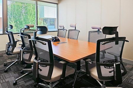 Regus | Seattle - Andover Park W - Meeting Room