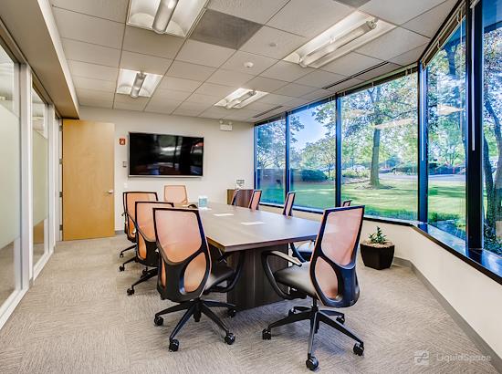 Working at Office Evolution - Lisle at Lisle