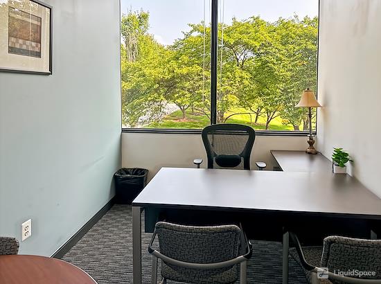 Working at Regus | MD, Columbia - Columbia Town Center at Columbia