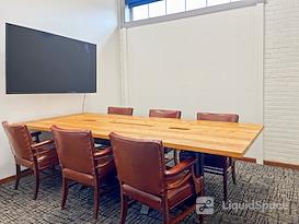 Regus | FL, Gainesville - Main St