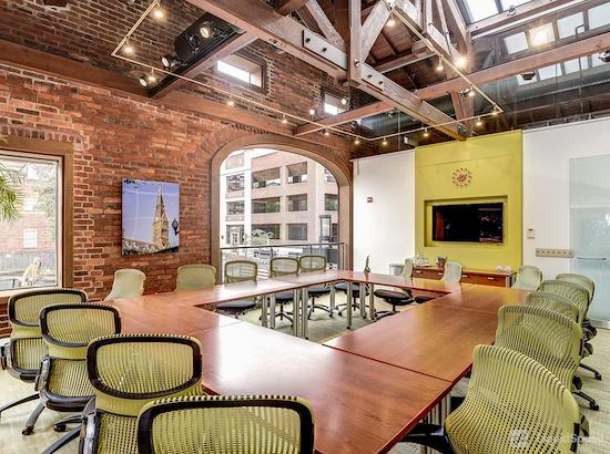 Working at Carr Workplaces - Georgetown at Washington