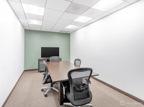 Working at Regus || Del Amo at Torrance