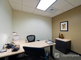 Regus | The District