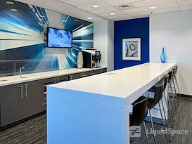 Regus | Yonge and Sheppard