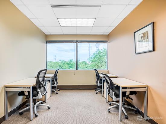 Working at Regus | Old Orchard at Skokie