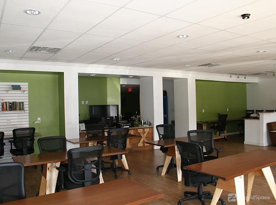 Working at Splash Coworking at San Marcos