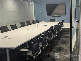 350 Coworking | 350 N. Orleans