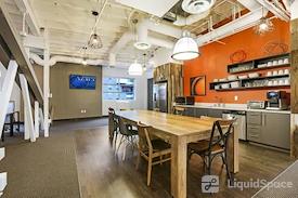 Regus || Downtown Glendale