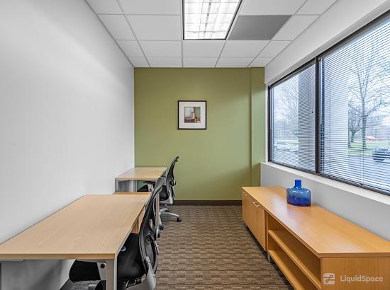 Working at Regus | 100 Horizon at Hamilton