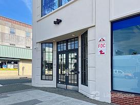 Regus | Englewood - W Palisade Ave