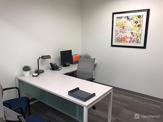 Working at Office Evolution - Jacksonville (Town Center) at Jacksonville