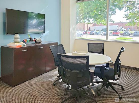 Working at Regus | Arlington - S Bowen Rd at Arlington