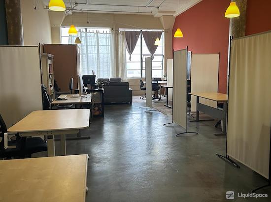 Working at Artists Building Desk Space(s) at San Francisco