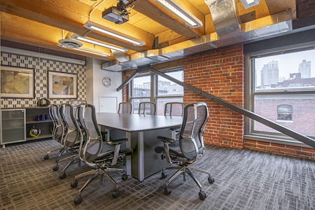 Regus | Yaletown - Meeting Room