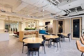 iQ Offices | 1055 West Georgia St.
