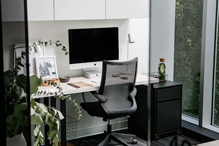 Pavilion Cowork - Windowed Private Office