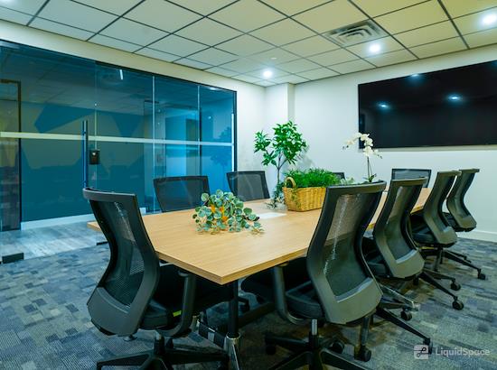 Working at Venture X Etobicoke at Toronto