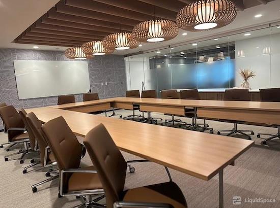 Working at Carr Workplaces - Tysons at McLean