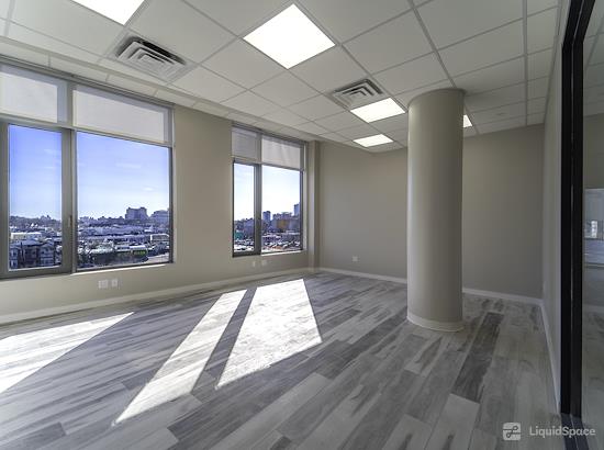 Working at 136-21 HIllside Ave, Kew Gardens, NY 11418 at Queens