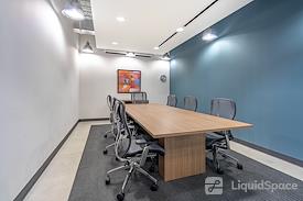 Regus | Causeway Square