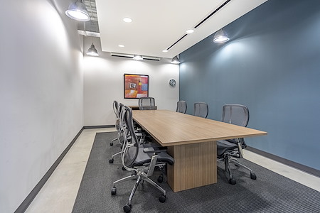 Regus | Causeway Square - Meeting Room