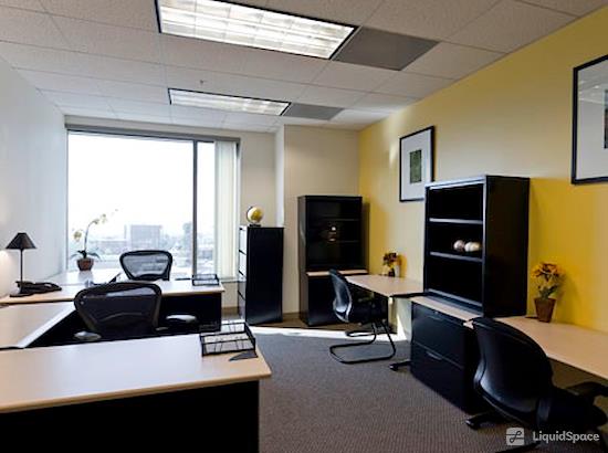 Working at Regus | Brand Boulevard at Glendale
