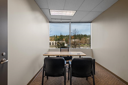 (BEL) Eastside Office Center - Exterior Office