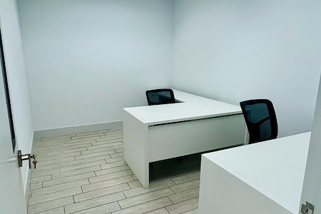 HDG Executive Suites - Day Office