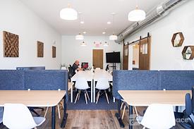 Hub:868 Shared Workspace + Incubator Kitchen