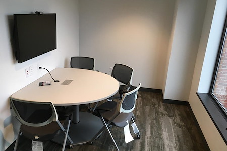 Workbar Back Bay - Lighthouse