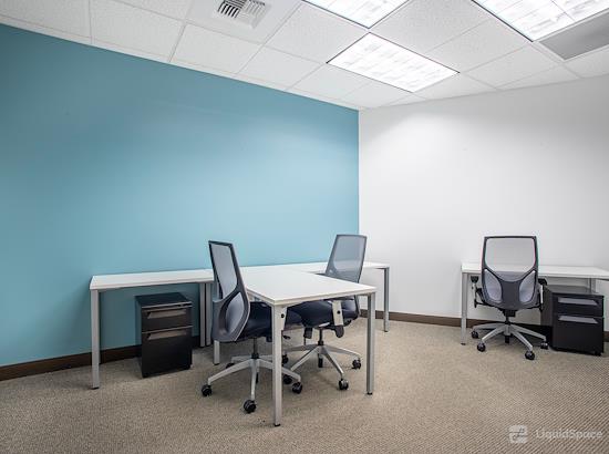 Working at Regus || Iron Point at Folsom