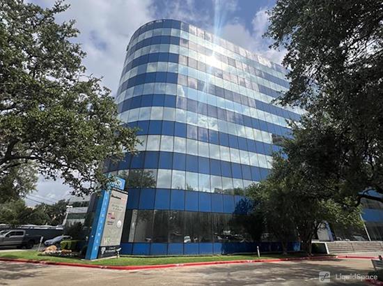 Working at Boxer - 5858 Westheimer Rd at Houston