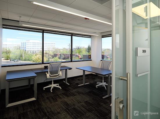 Working at Venture X | Chicago - Deerfield at Deerfield