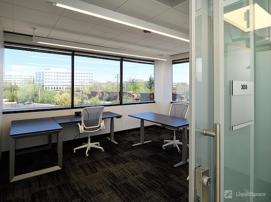 Working at Venture X | Chicago - Deerfield at Deerfield